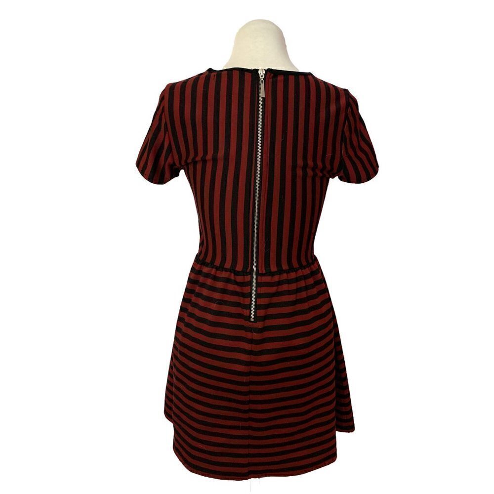 Forever 21 Fit & Flare Red and Black Dress Size S - Picture 2 of 4